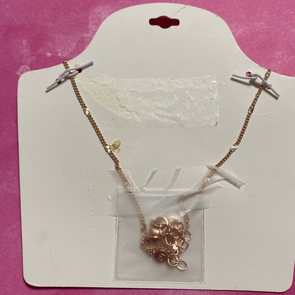 {LC Lauren Conrad} Rose Gold Necklace, Floral design, NEW/GIFT/BIRTHDAY/PRESENT - Picture 8 of 9